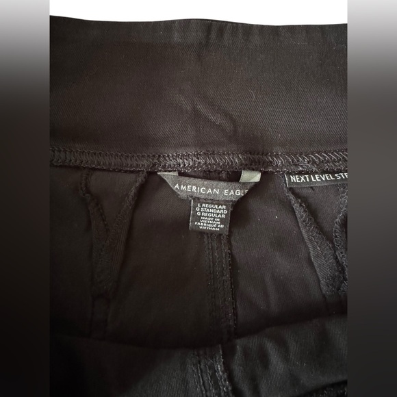 AE Stretch Pull-On High-Waisted Kick
Bootcut Cargo Pant - Picture 9 of 9